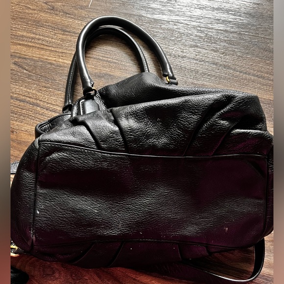 Beautiful Marc Jacobs Bag - Picture 6 of 11